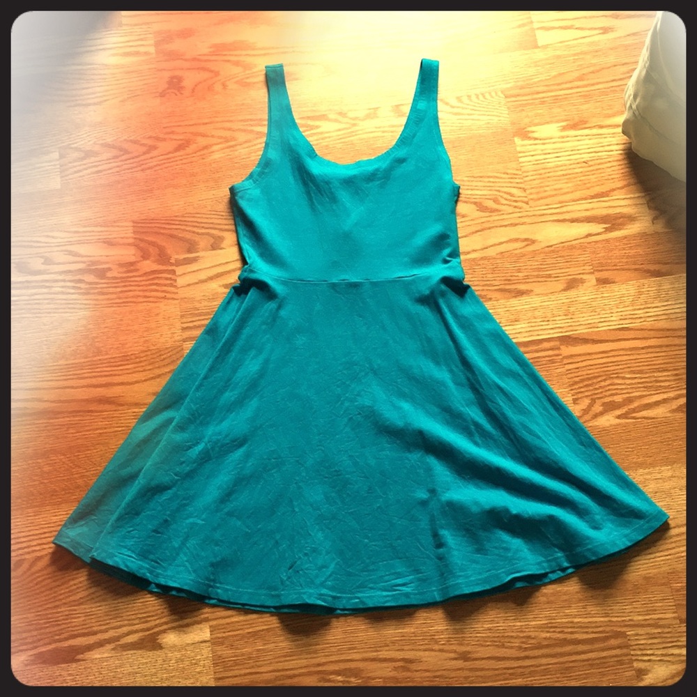 Super Cute Fit & Flare U-neck Sleeveless Dress